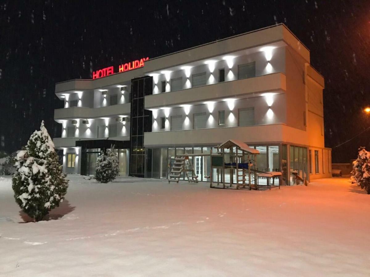 Hotel Holiday Koplik Dış mekan fotoğraf